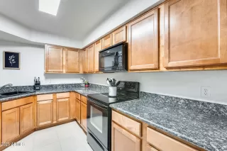 Photo #2: 6856471 Listing