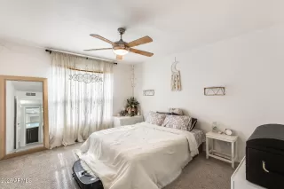 Photo #4: 6856471 Listing