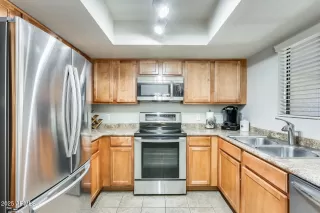 Photo #4: 6856490 Listing 