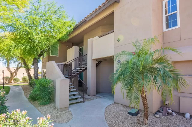 MLS: 6856653 Condo For Sale