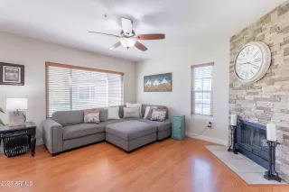 Photo #1: 6856653 Listing 