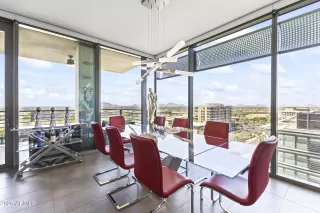 Photo #4: 6857097 Listing 