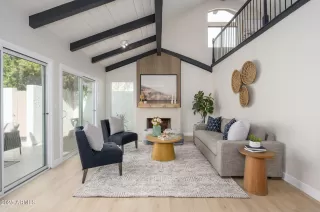 Photo #3: 6857115 Listing