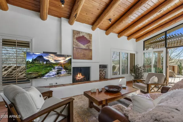 MLS: 6857389 Condo For Sale