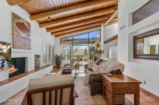 Photo #5: 6857389 Listing 