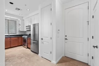 Photo #4: 6857432 Listing 