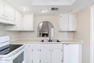 Photo #1: 6857519 Listing 