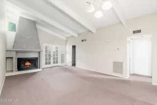 Photo #5: 6857519 Listing 