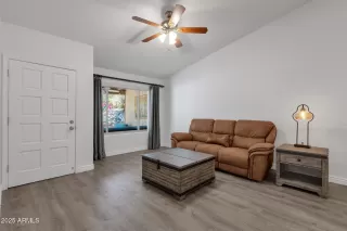 Photo #4: 6857525 Listing 