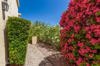 Photo #4: 6857644 Listing