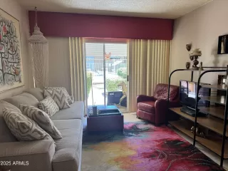 Photo #3: 6857654 Listing 