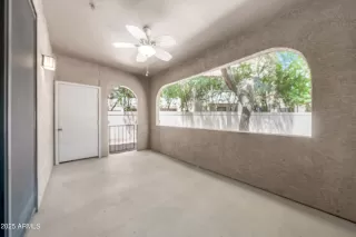 Photo #4: 6857680 Listing