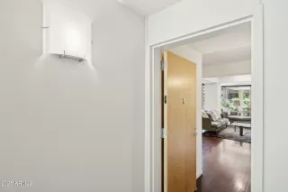 Photo #1: 6857688 Listing 