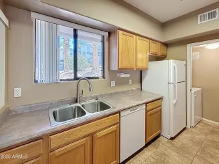 Photo #3: 6857818 Listing 