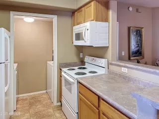 Photo #4: 6857818 Listing 