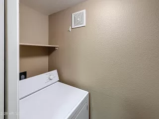 Photo #5: 6857818 Listing 