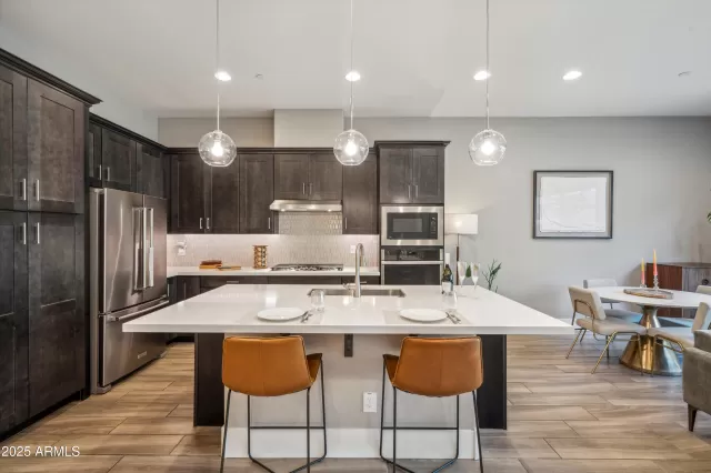 MLS: 6857832 Condo For Sale