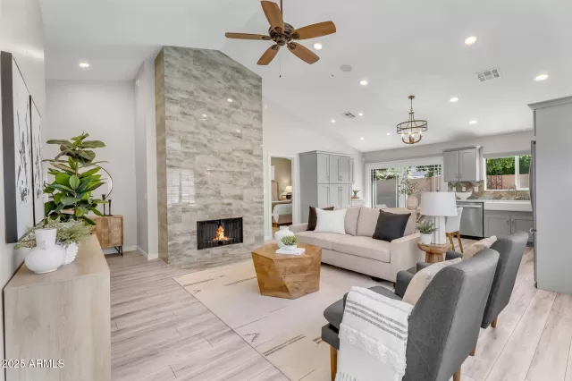 MLS: 6857853 Condo For Sale