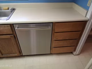 Photo #3: 6858018 Listing 