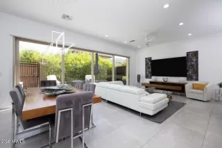 Photo #4: 6858045 Listing 