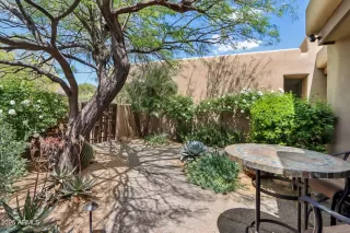 Photo #2: 6858181 Listing 