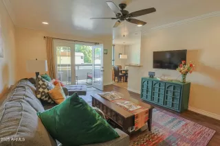 Photo #3: 6858721 Listing