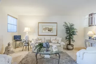 Photo #3: 6858961 Listing 