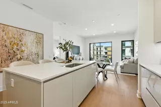 Photo #3: 6859027 Listing 