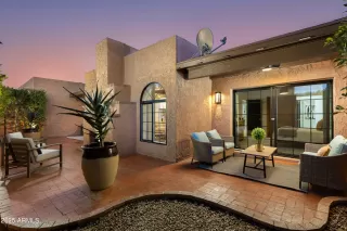 Photo #1: 6859333 Listing 