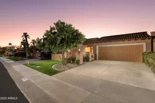 Photo #2: 6859333 Listing 