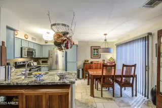 Photo #3: 6859447 Listing 