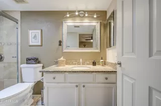 Photo #6: 6859447 Listing 