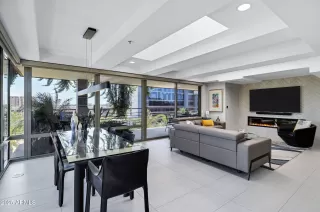 Photo #2: 6859692 Listing 