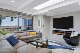 Photo #5: 6859692 Listing 