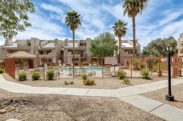 MLS: 6859697 Condo For Sale