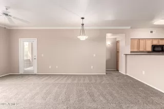 Photo #6: 6859750 Listing 