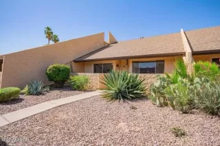 Photo #3: 6859827 Listing 