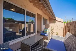 Photo #5: 6859827 Listing 