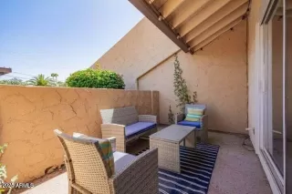 Photo #6: 6859827 Listing 