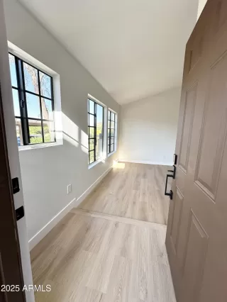 Photo #3: 6859958 Listing 