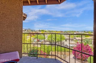 Photo #1: 6860197 Listing 