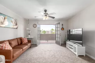 Photo #4: 6860596 Listing