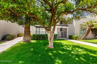 Photo #3: 6860603 Listing 