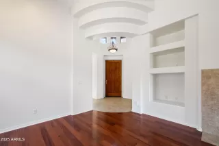 Photo #3: 6860752 Listing 