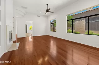 Photo #4: 6860752 Listing 