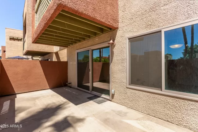 MLS: 6860817 Condo For Sale