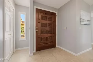 Photo #4: 6860829 Listing