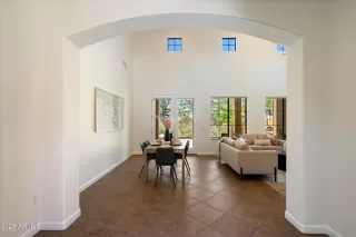 Photo #2: 6860917 Listing