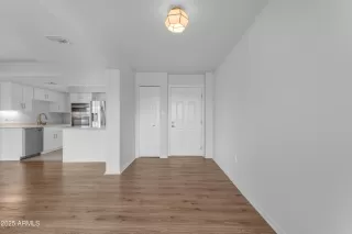 Photo #2: 6860943 Listing 