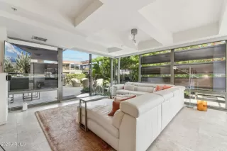 Photo #2: 6860961 Listing